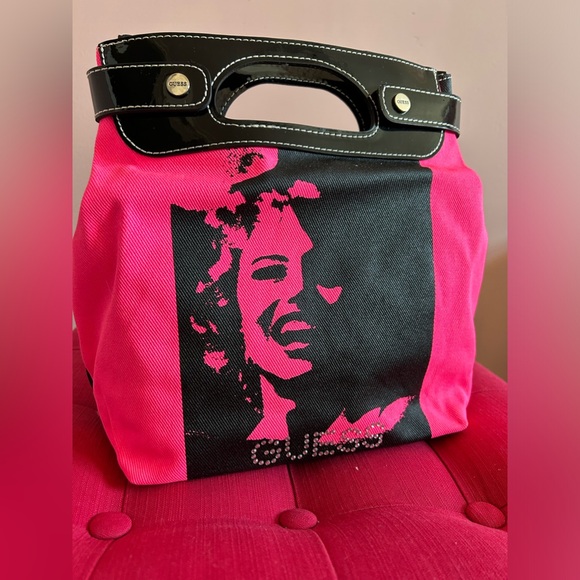 GUESS 90’s Marilyn purse - Picture 6 of 6